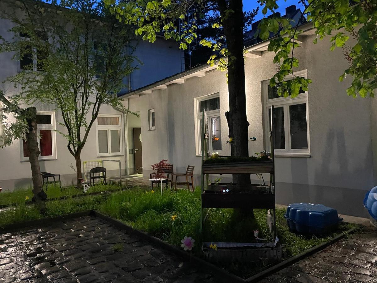 1 Bedroom Garden Near Schoenbrunn Appartamento Vienna