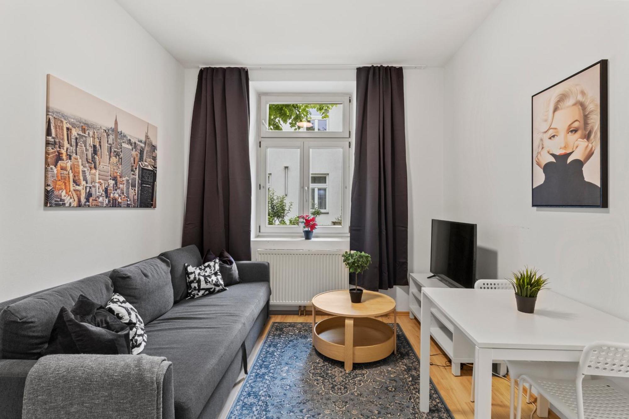 1 Bedroom Garden Near Schoenbrunn Appartamento *